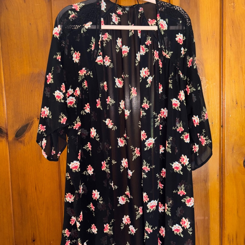 Express Floral Kimono